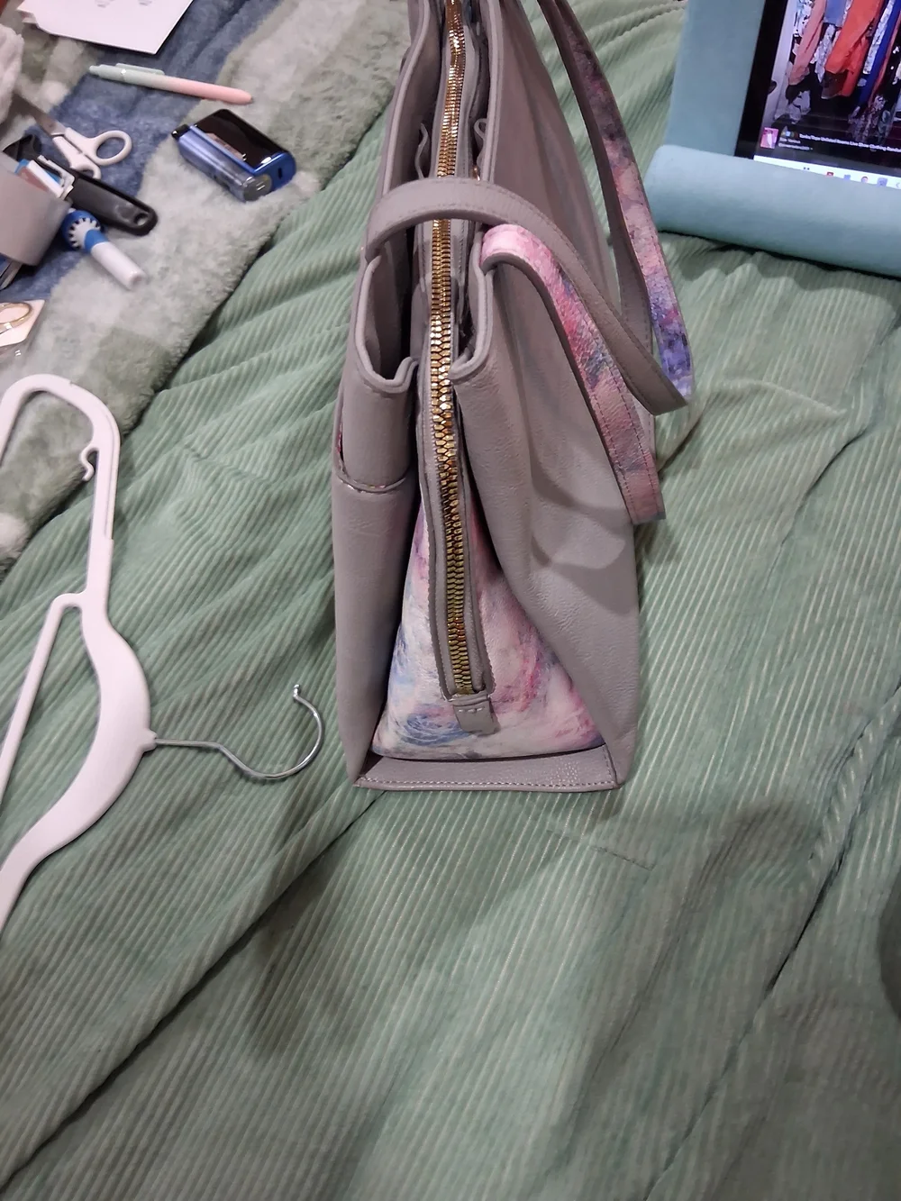 Betsey Johnson Light Gray Shoulder Bag with Gold Bow Accent